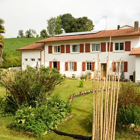 Gte Elaia Class 3 Au Coeur Du Pays Apartment Guiche